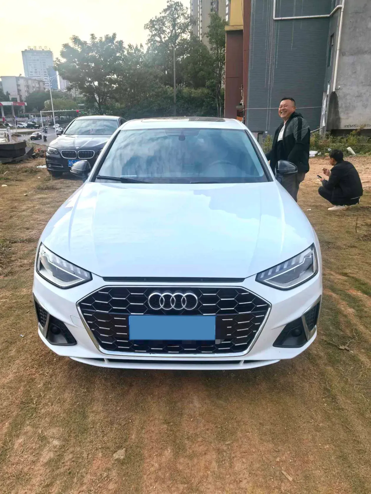 2022 AUDI A4L thumbnail 4