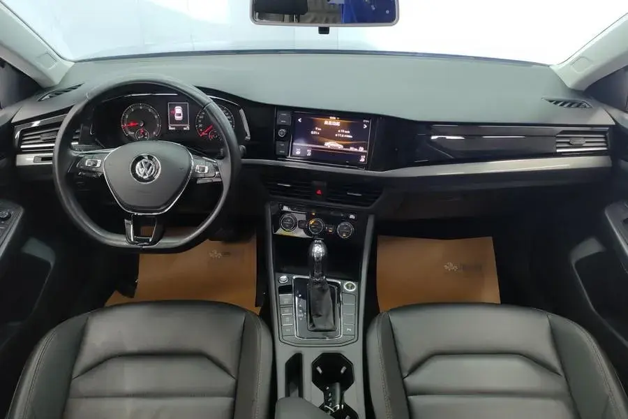 2019 VOLKSWAGEN BORA thumbnail 4