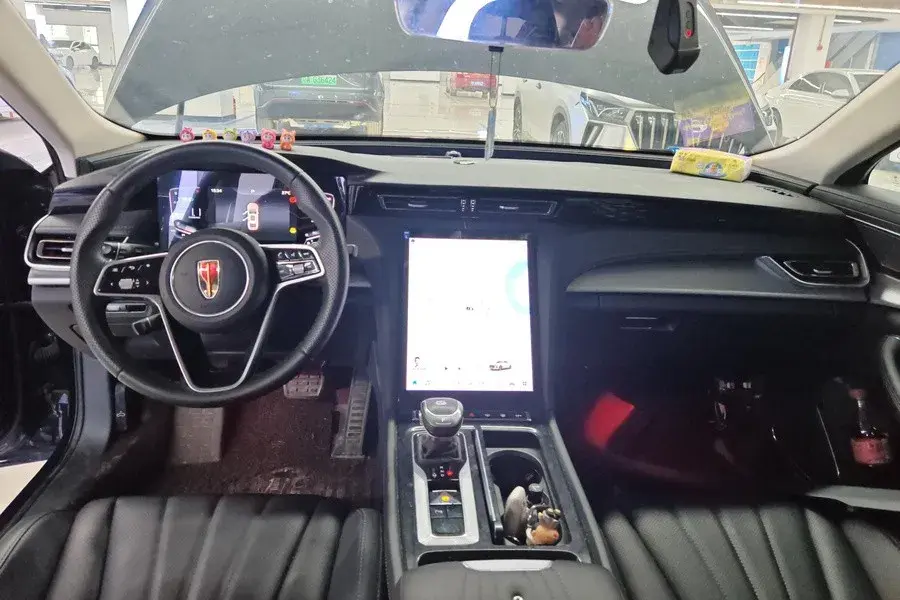 2024 HONGQI H5 thumbnail 4