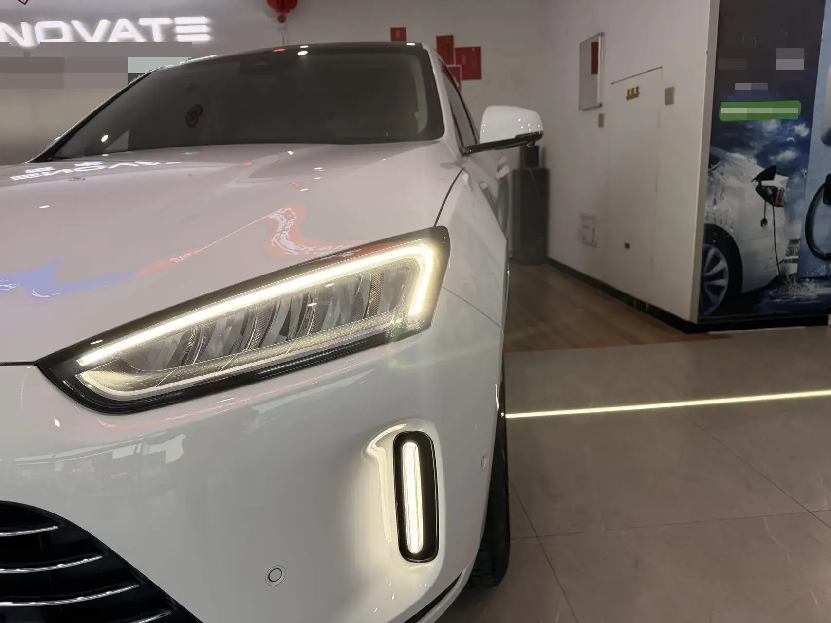 2022 AITO AITO thumbnail 3