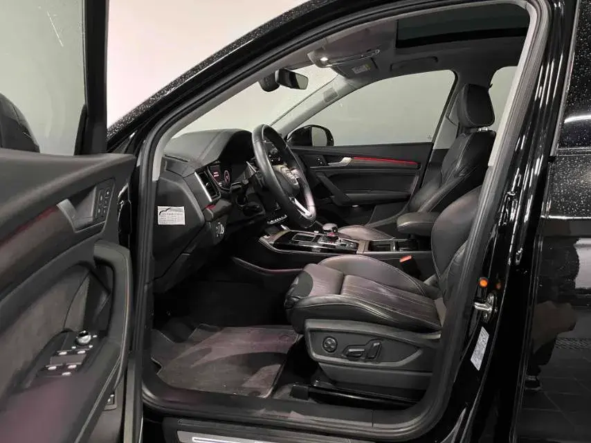 2022 AUDI Q5L thumbnail 4