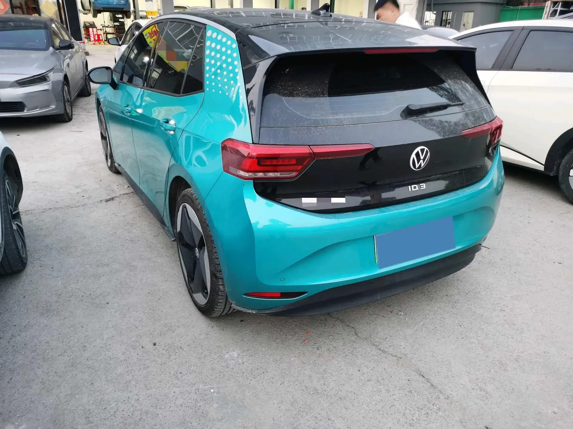 2021 VOLKSWAGEN ID.3 thumbnail 4