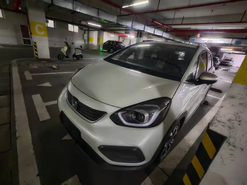 2021 HONDA FIT view 1