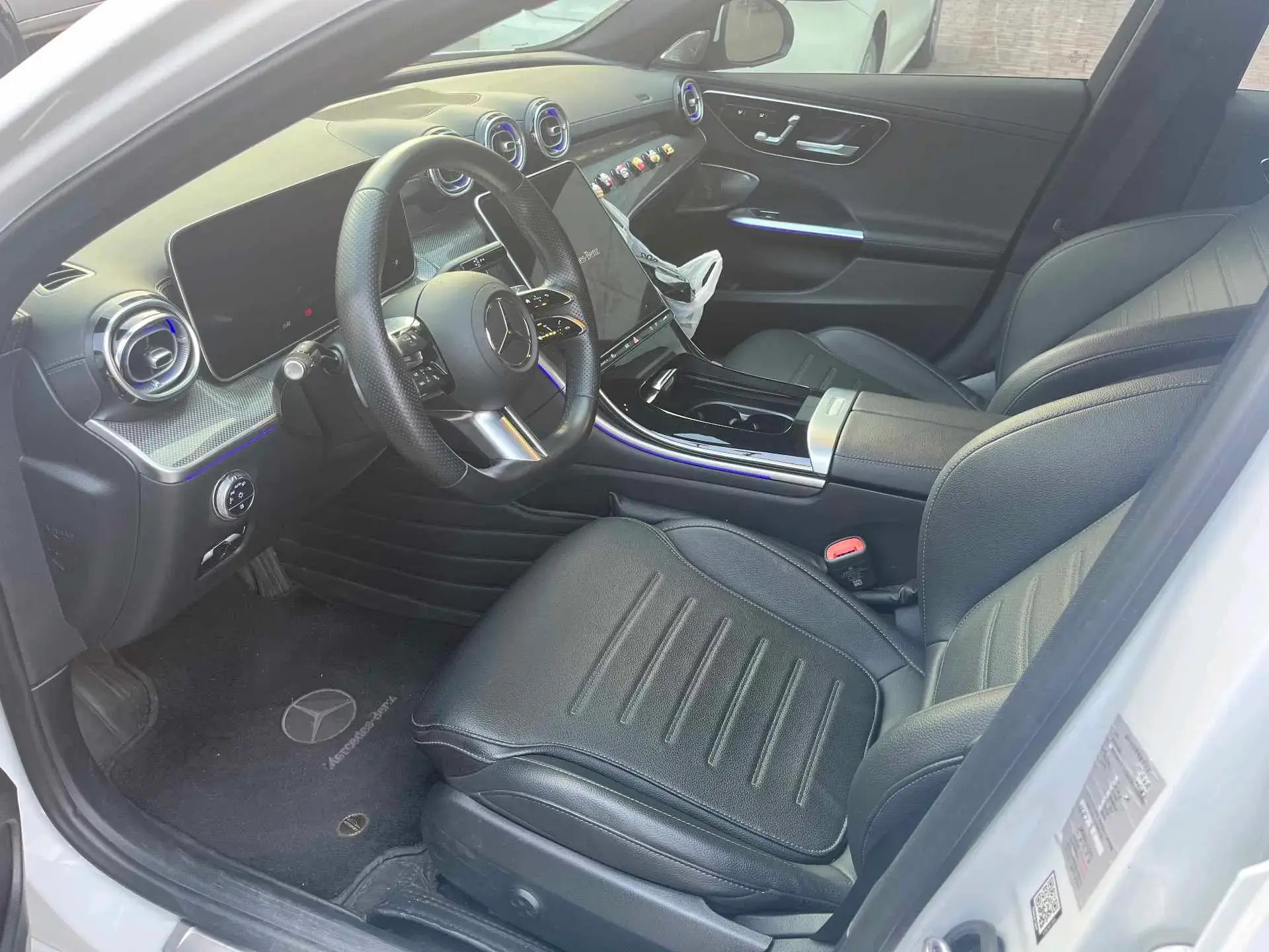 2024 MERCEDES-BENZ C thumbnail 2