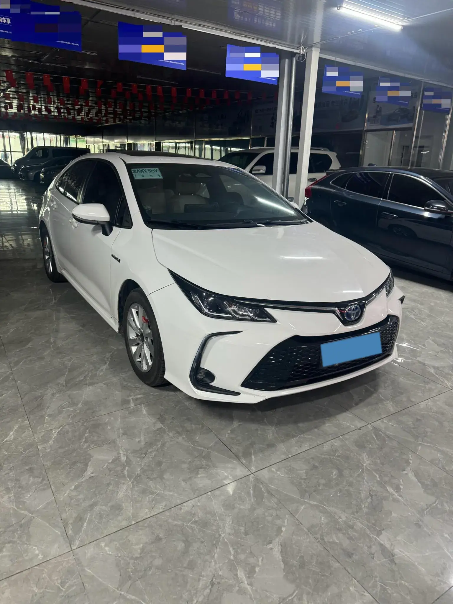 2023 TOYOTA COROLLA thumbnail 3