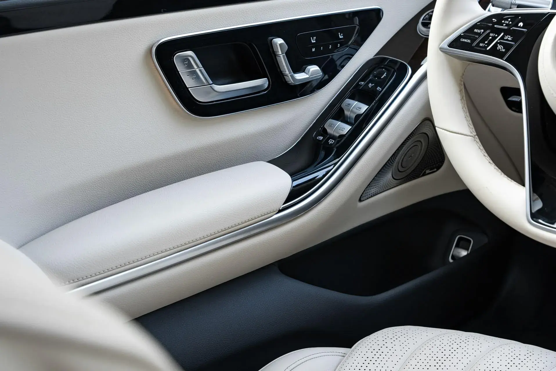 2021 MERCEDES-BENZ S thumbnail 4