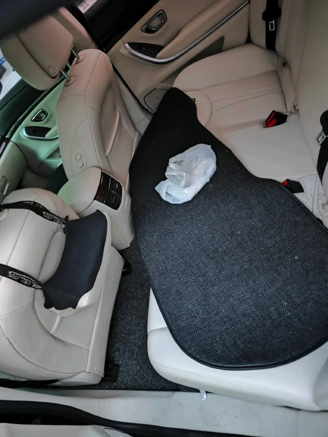 2017 Roewe e950 1.4T 152HP L4 2AT PHEV 12KWH,autocango,china used car exporter,china ev exporter,chinese used car exporter,chinese used ev exporter