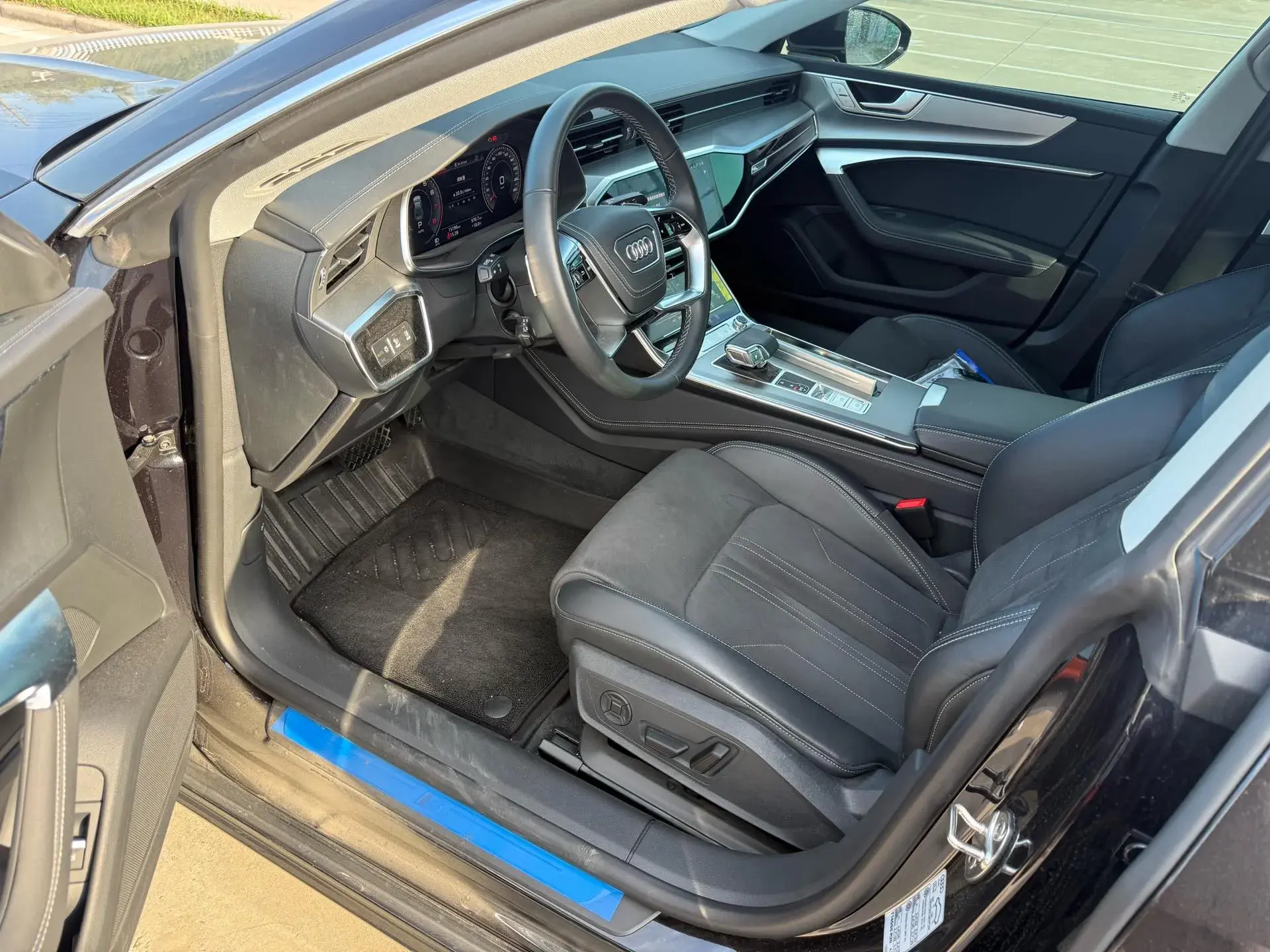 2024 AUDI A7L thumbnail 2