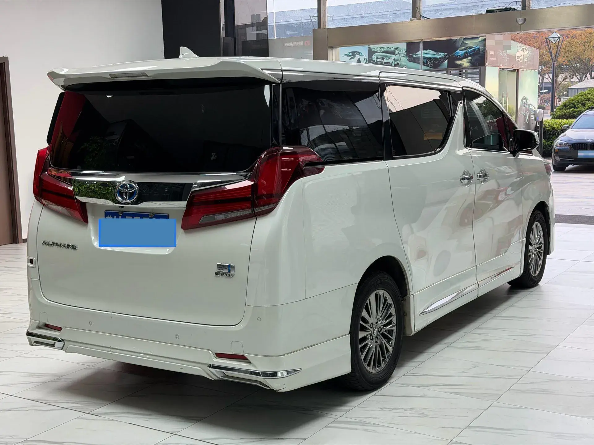2020 TOYOTA ALPHARD thumbnail 2