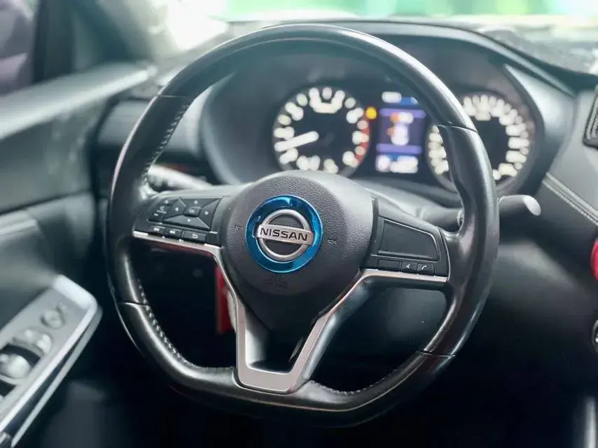 2020 NISSAN SYLPHY thumbnail 3