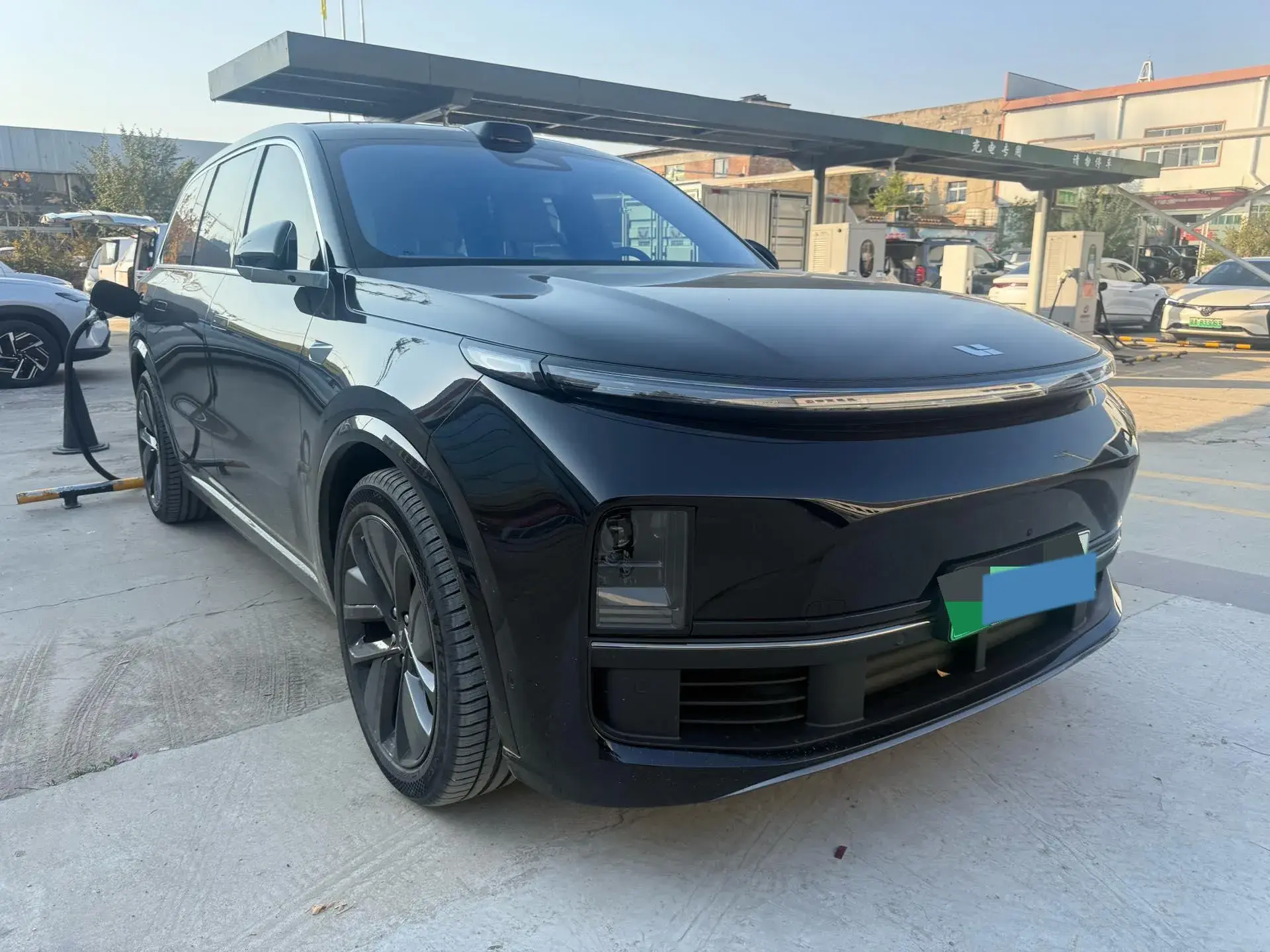 2024 LI L9 thumbnail 3