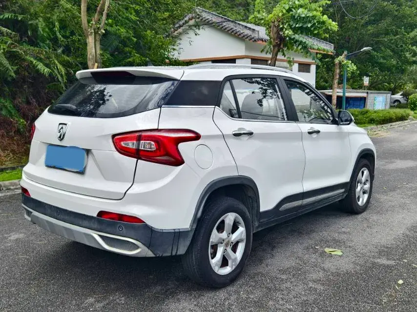 2017 BAOJUN 510 thumbnail 3