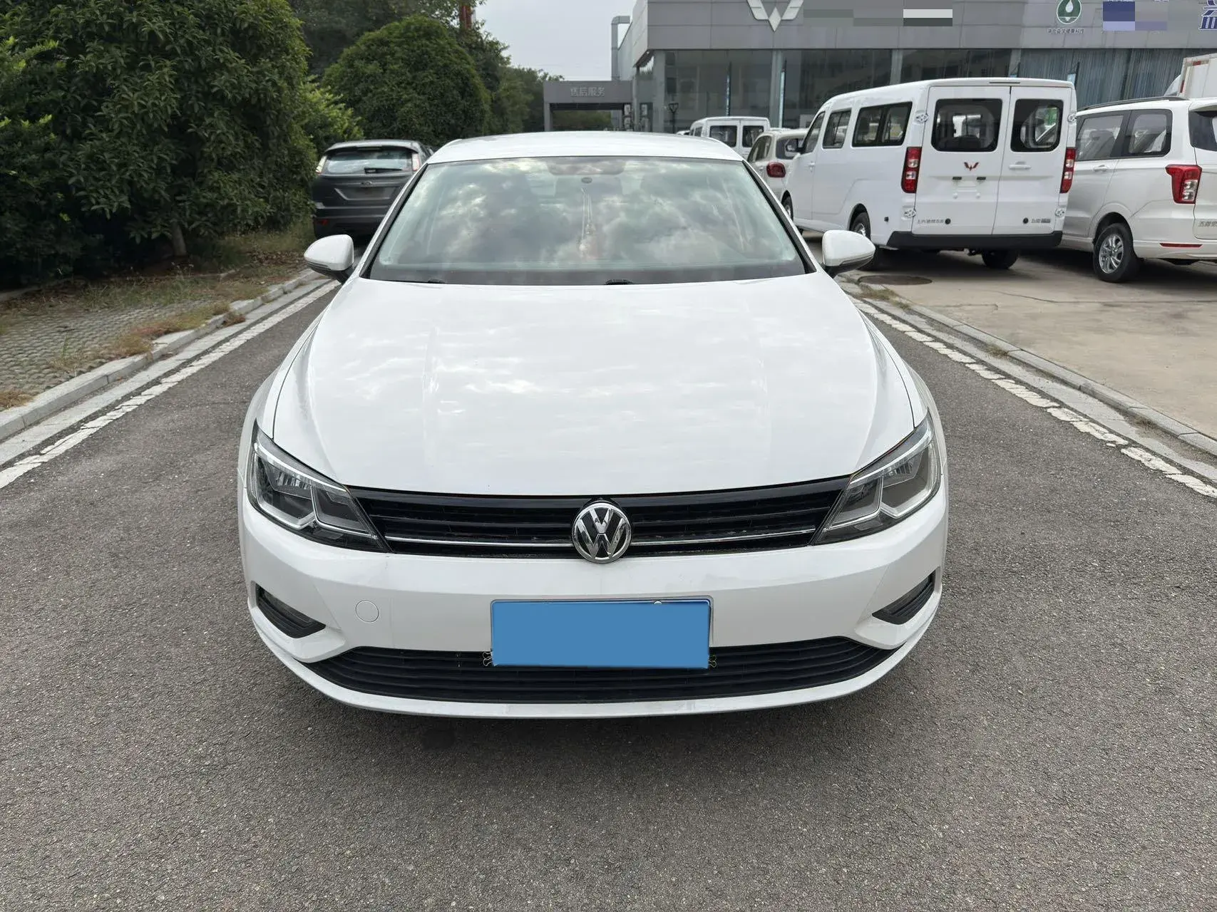 2018 VOLKSWAGEN LAMANDO thumbnail 2