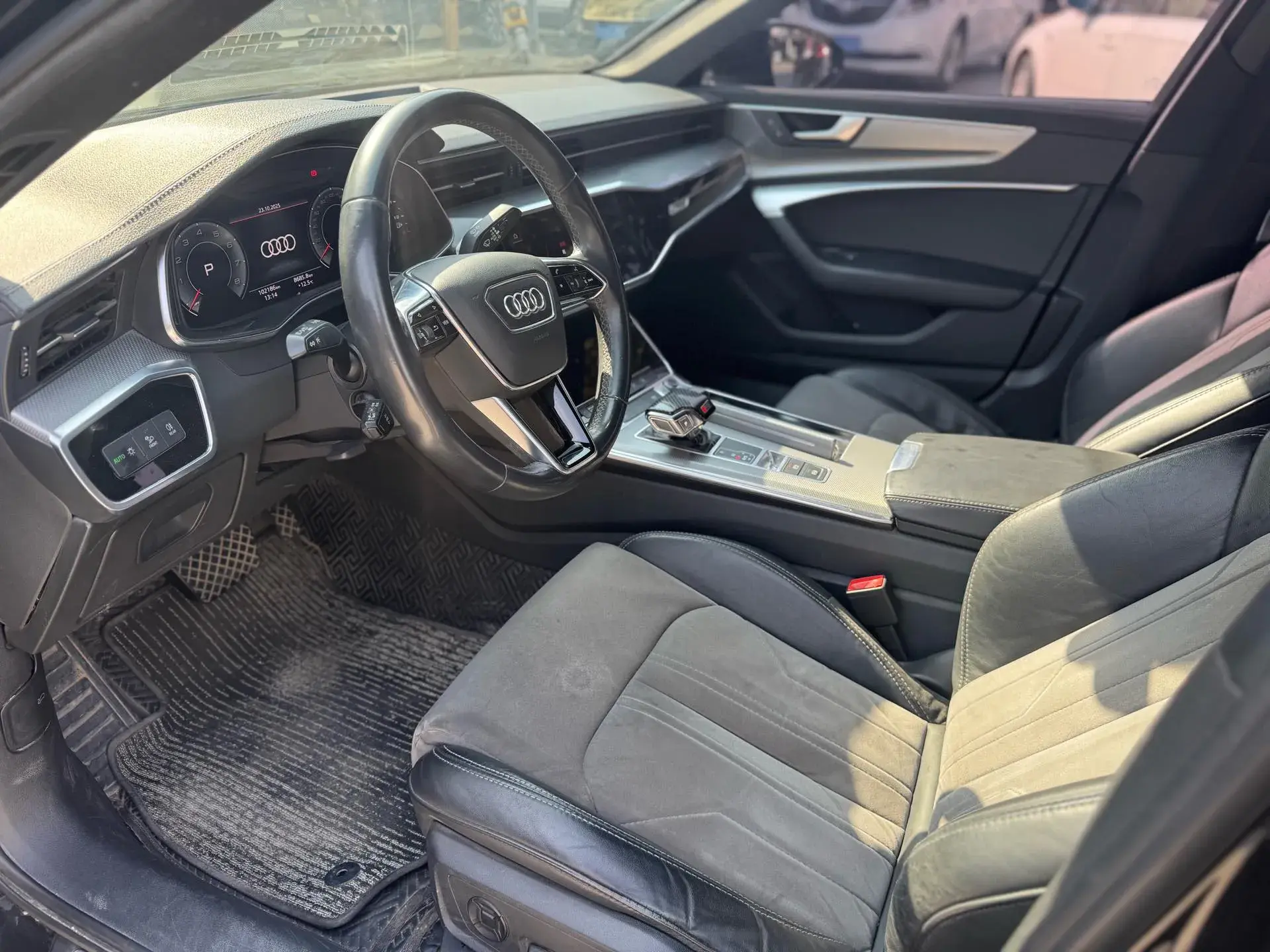 2021 AUDI A6L thumbnail 3