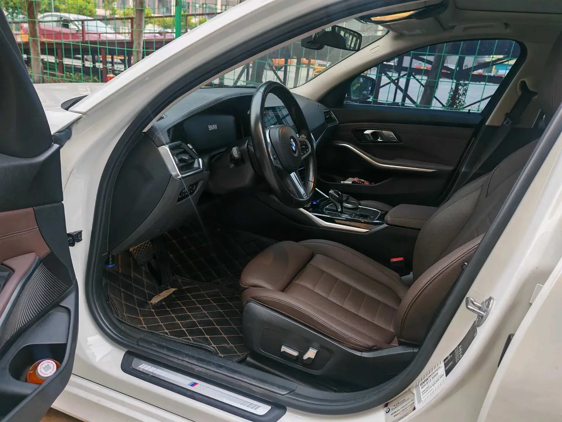 2020 BMW 3 thumbnail 2