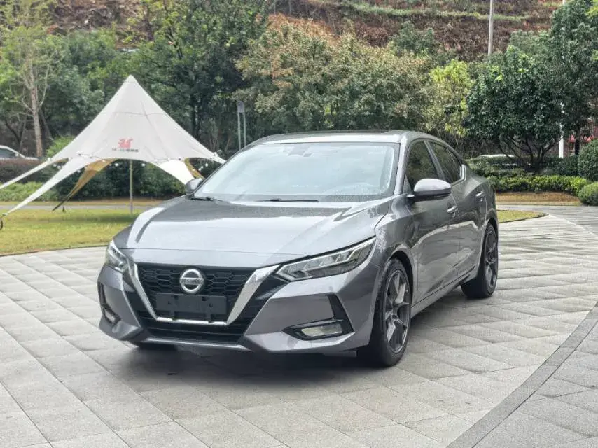 2022 NISSAN SYLPHY view 1