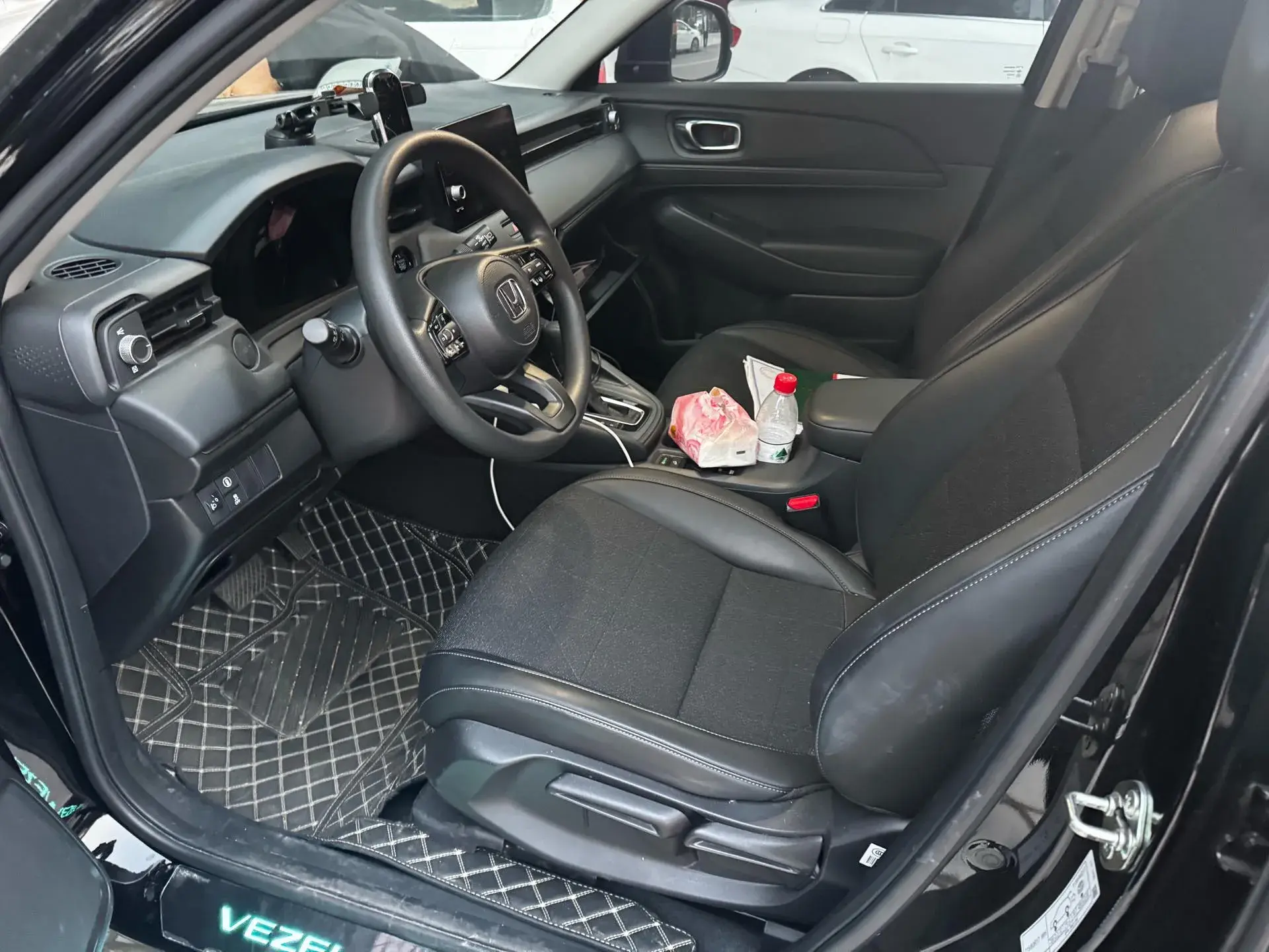 2023 HONDA VEZEL thumbnail 2