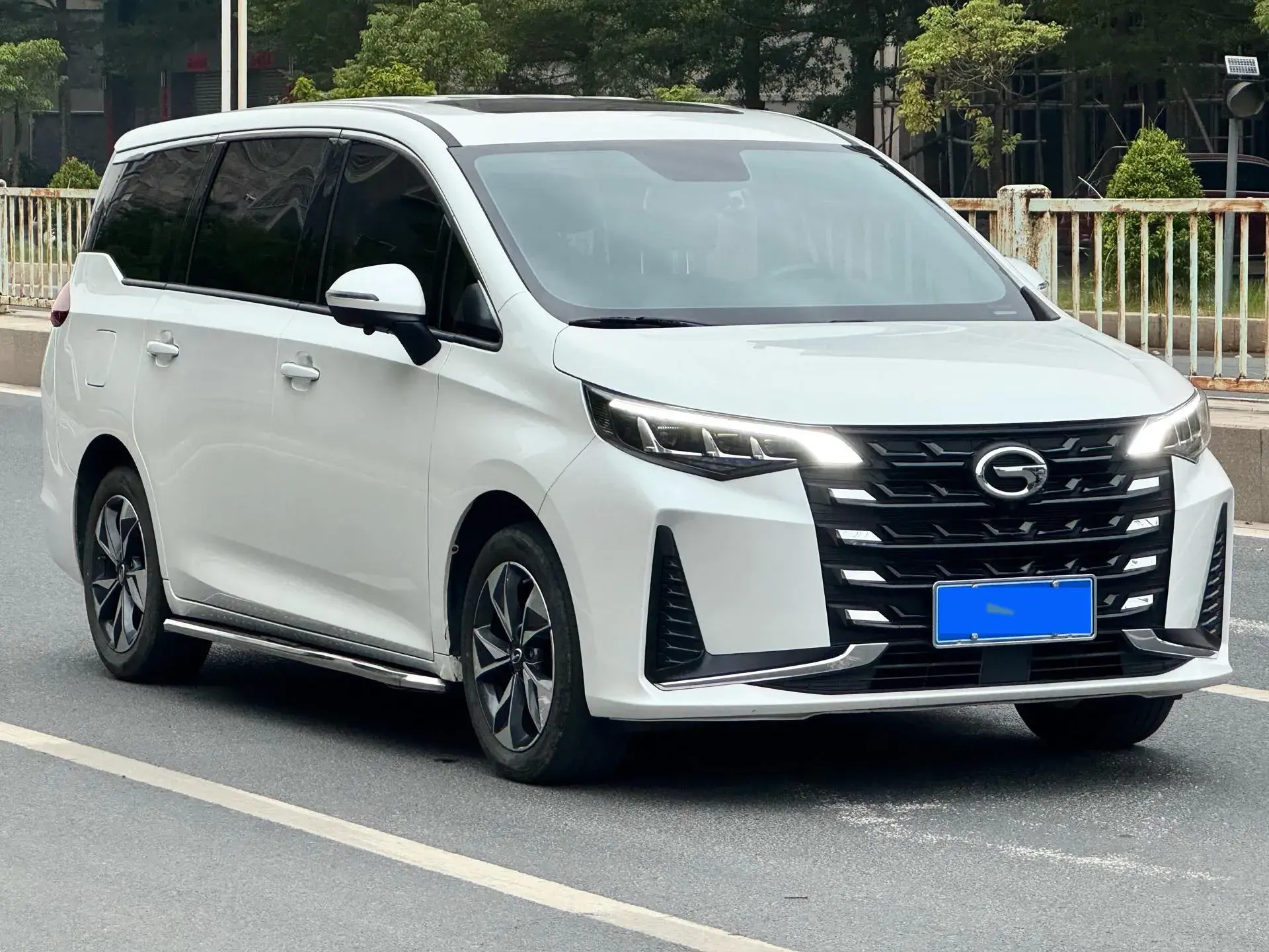 2023 GAC TRUMPCHI thumbnail 3