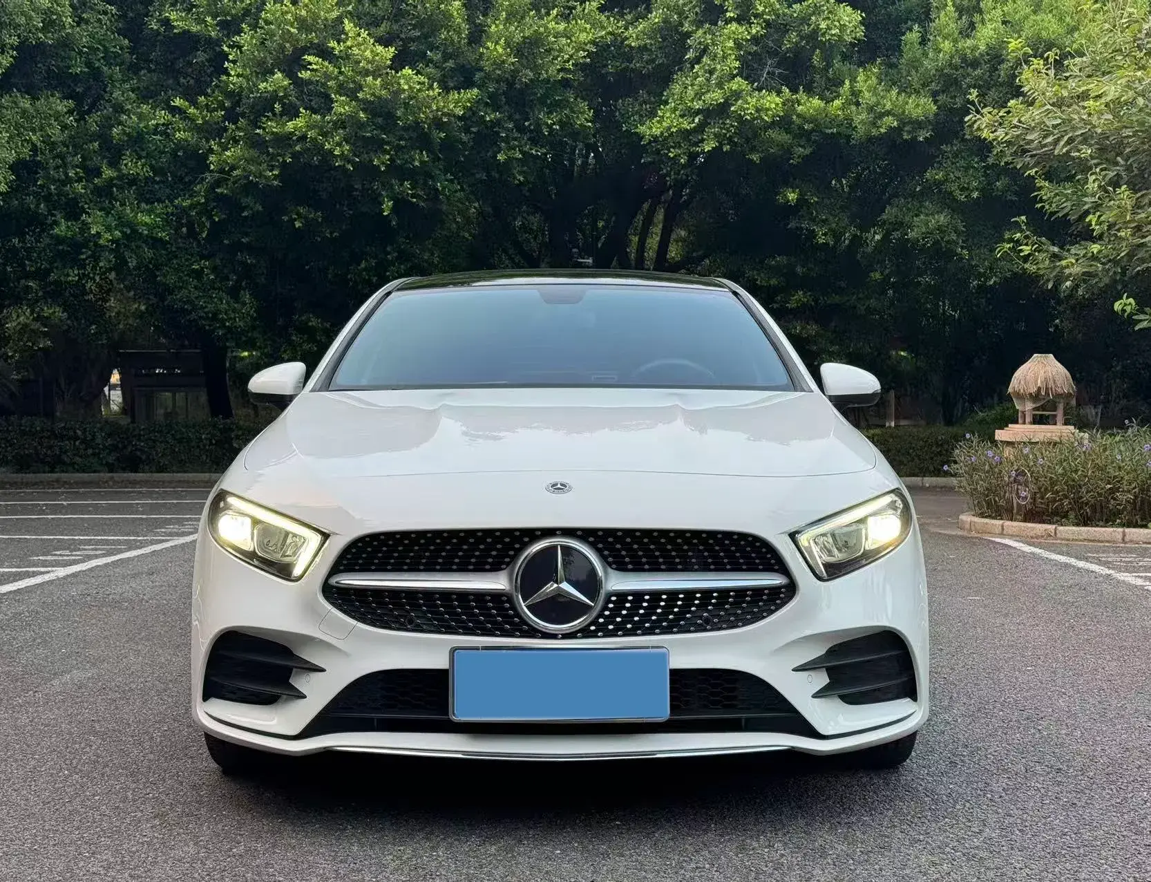2022 MERCEDES-BENZ A thumbnail 3