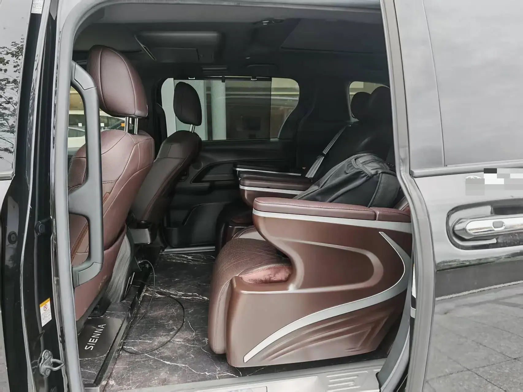 2021 TOYOTA SIENNA thumbnail 3