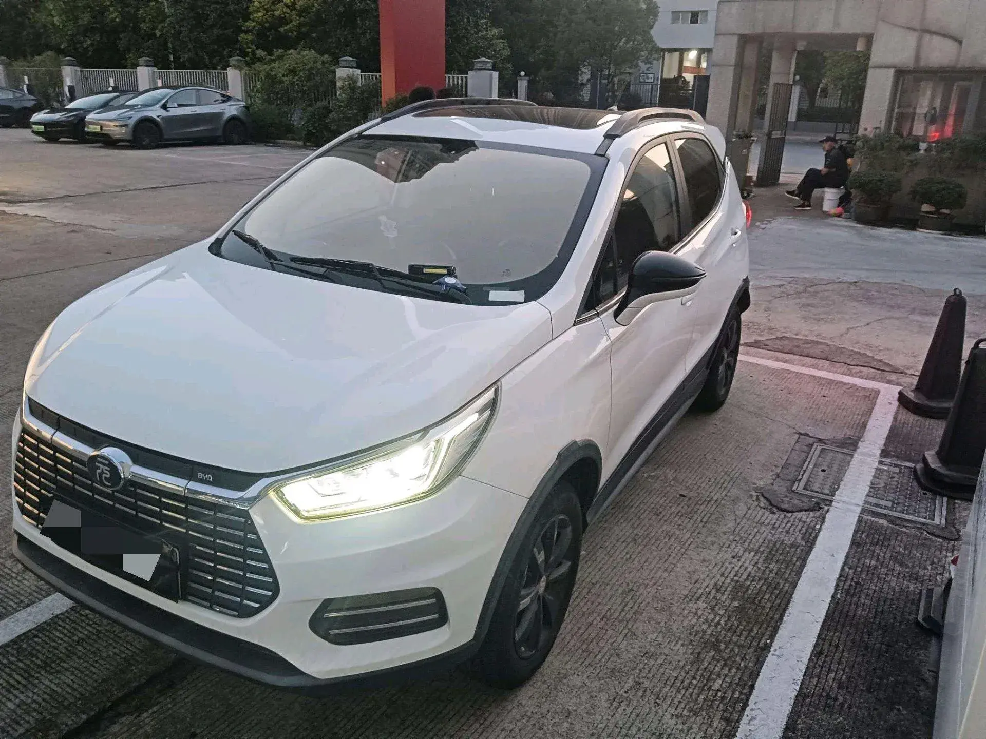 2019 BYD YUAN view 1