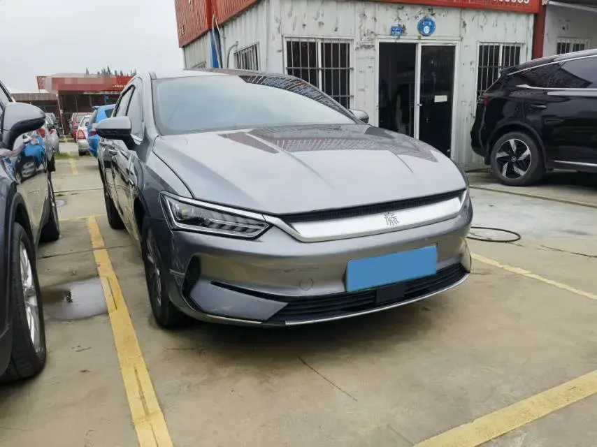 2021 BYD QIN thumbnail 2