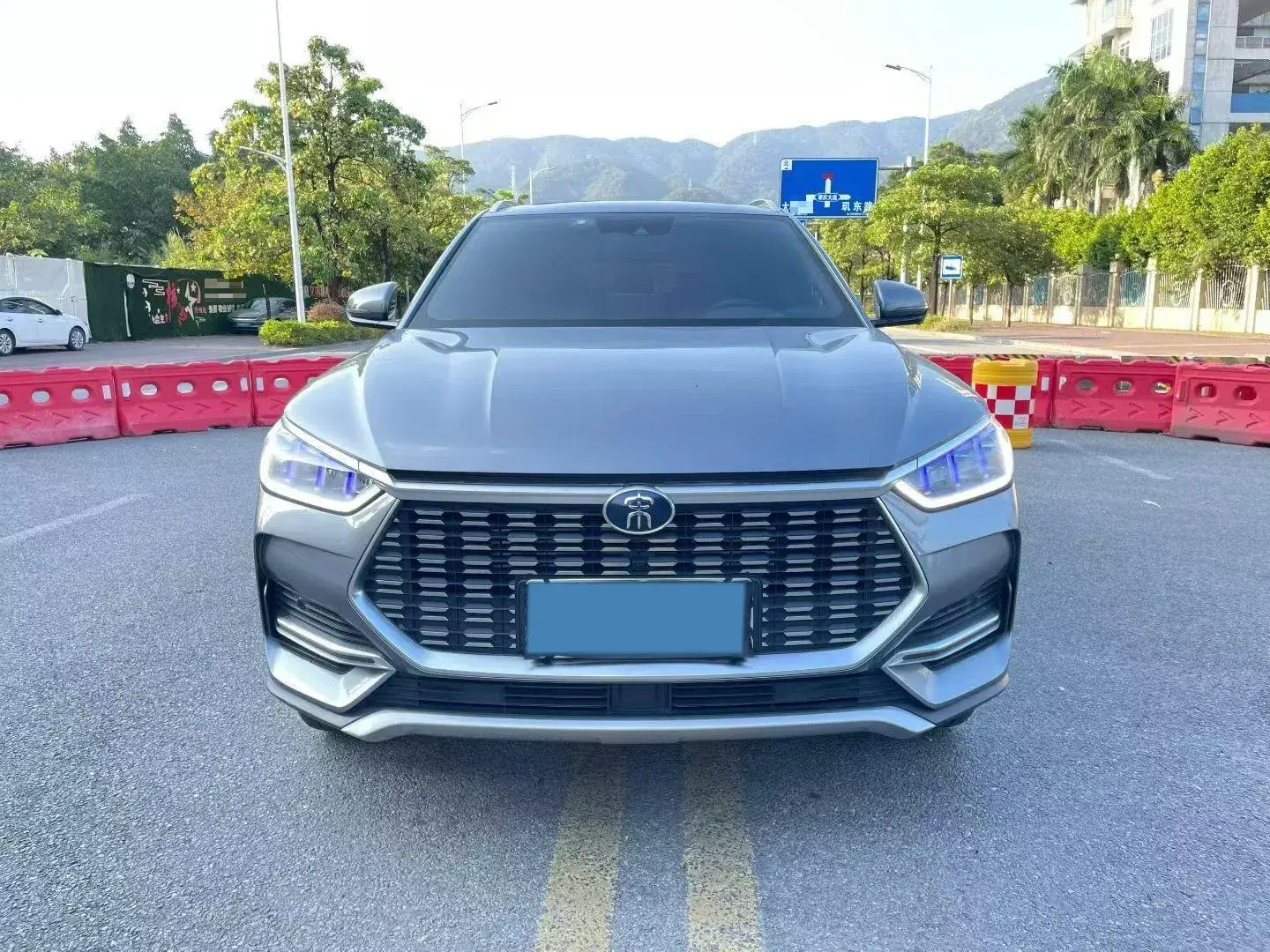 2020 BYD SONG thumbnail 3