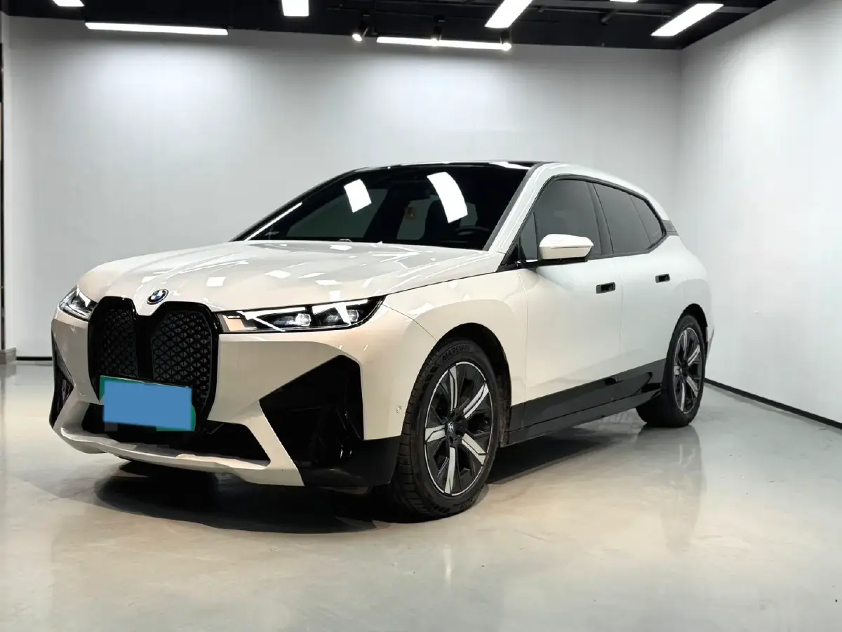 2022 BMW iX BEV 76.6KWH