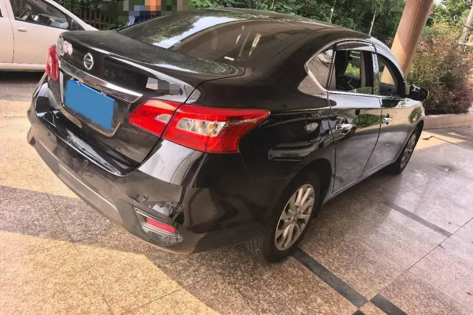 2024 NISSAN SYLPHY thumbnail 2