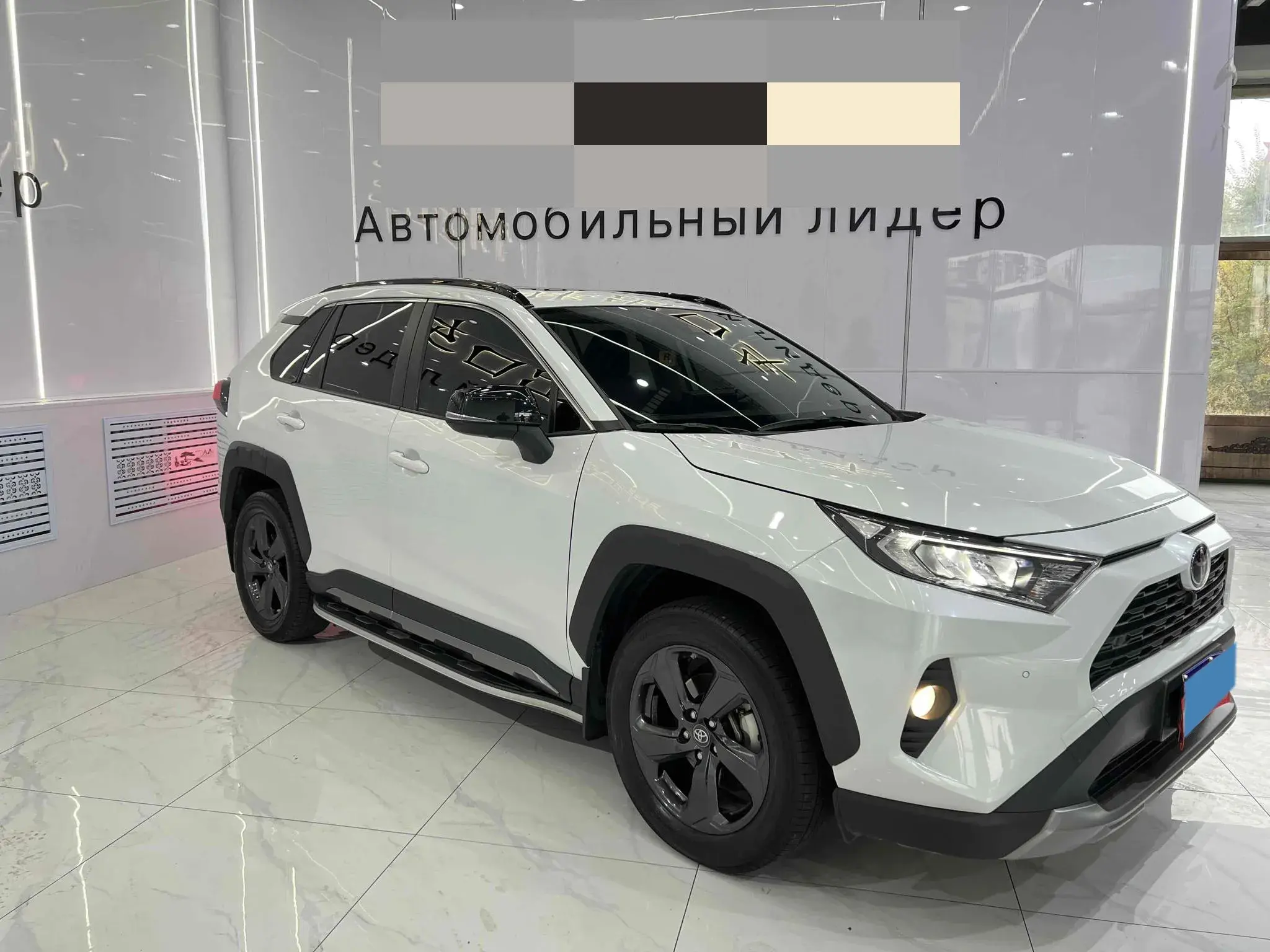 2021 TOYOTA RAV4 thumbnail 2