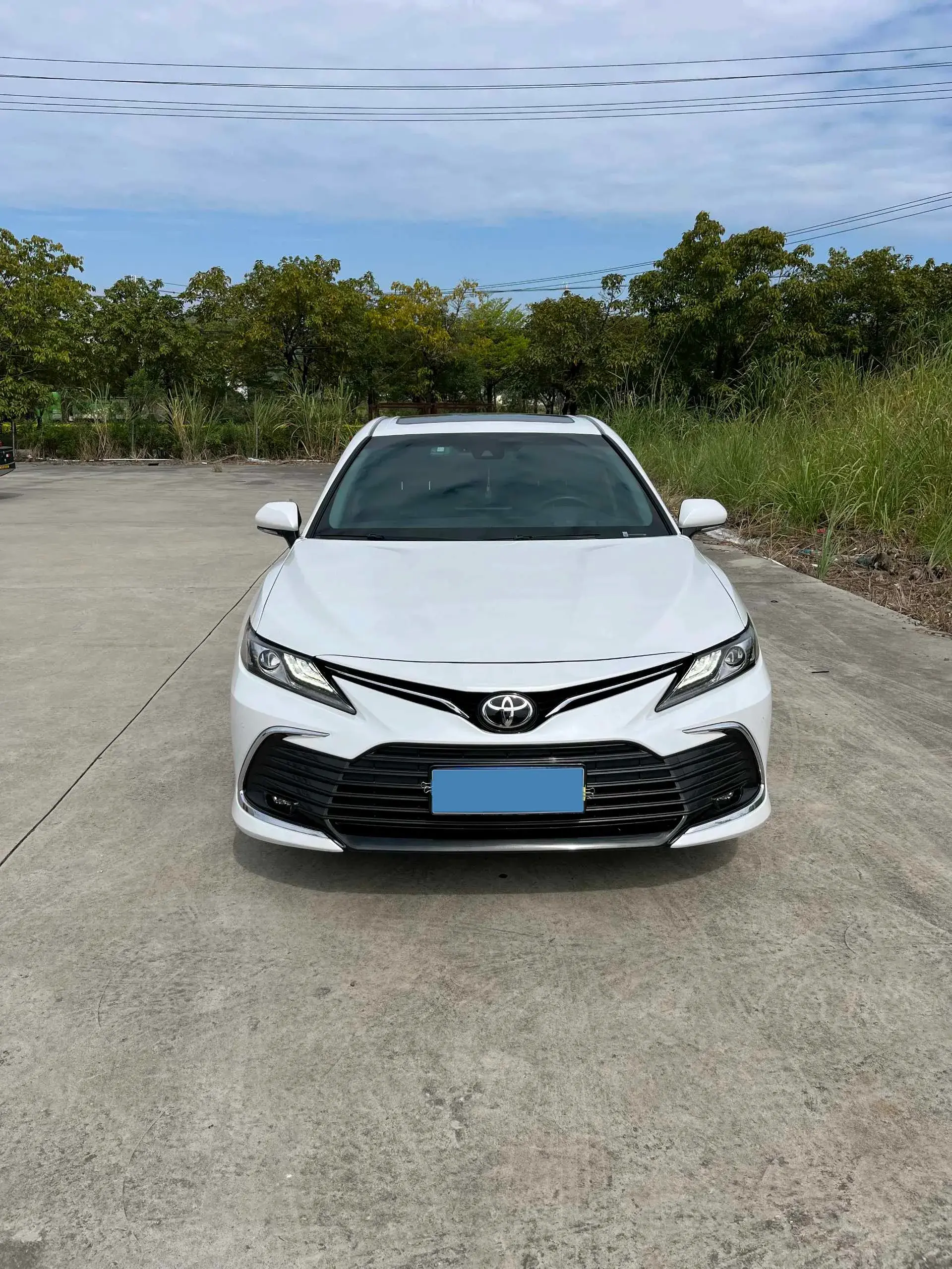 2021 TOYOTA CAMRY thumbnail 3