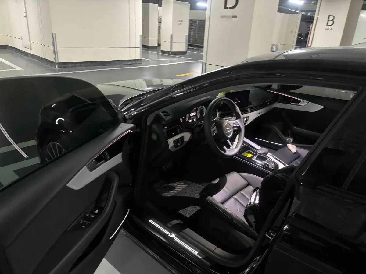 2025 Audi A5 2.0T 204HP L4 7DCT,autocango,china used car exporter,china ev exporter,chinese used car exporter,chinese used ev exporter