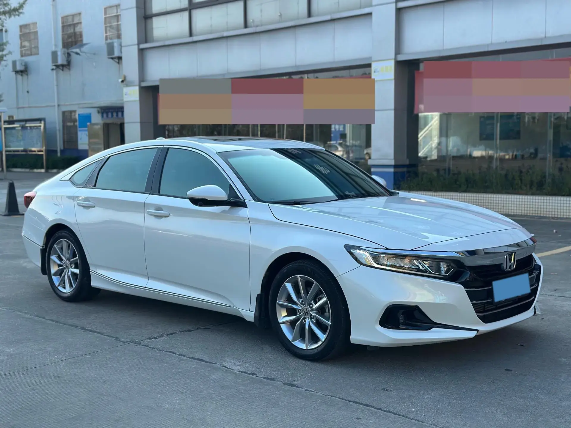 2022 HONDA ACCORD thumbnail 3