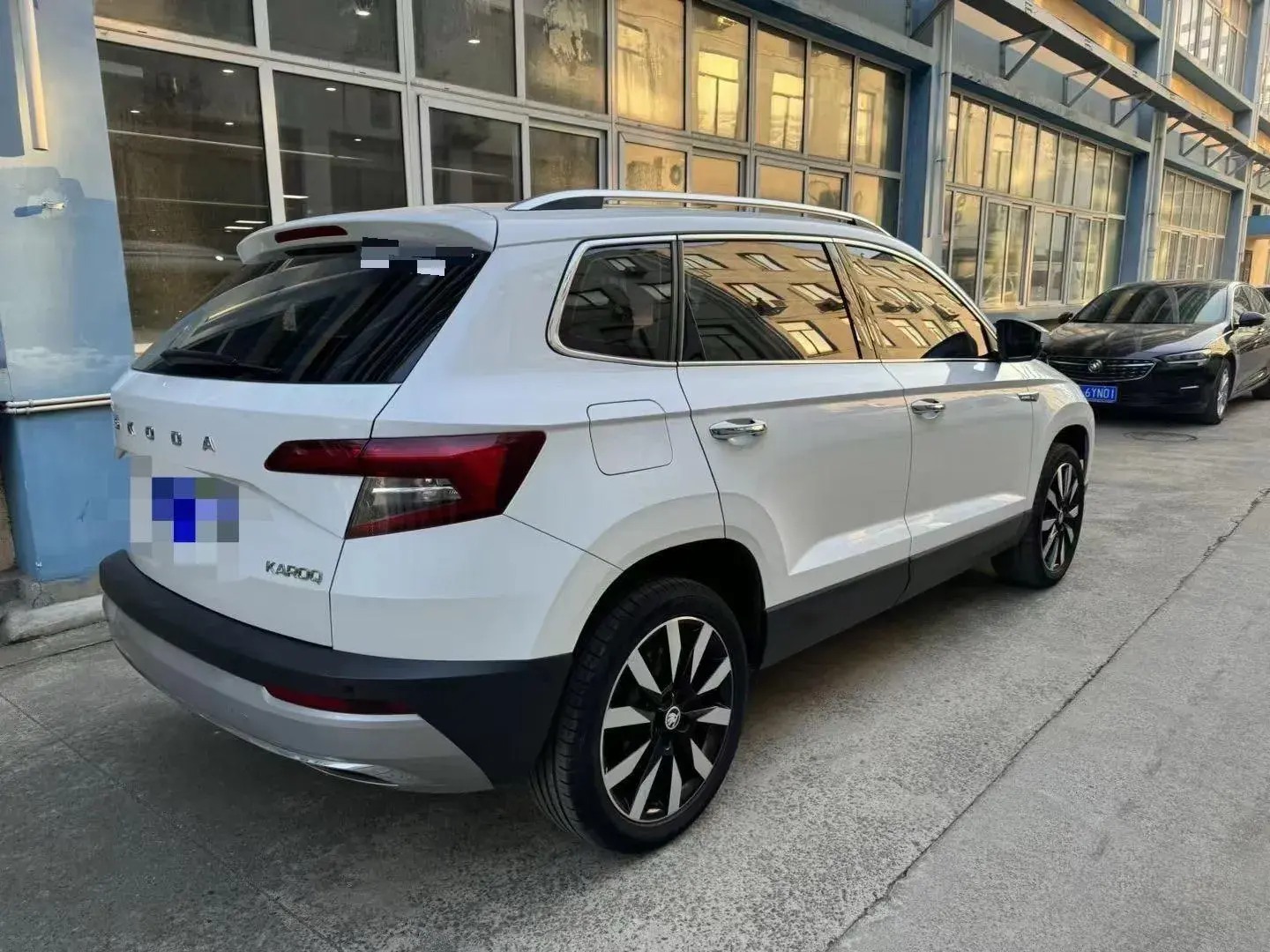 2020 SKODA KAROQ thumbnail 4