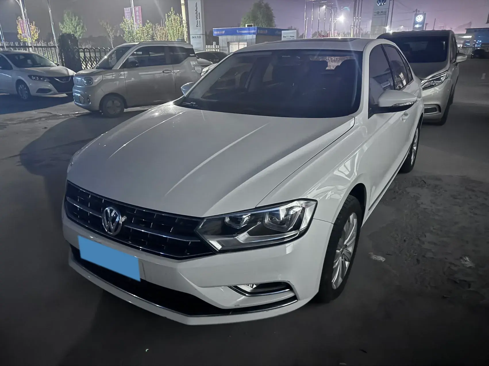 2018 VOLKSWAGEN BORA view 1