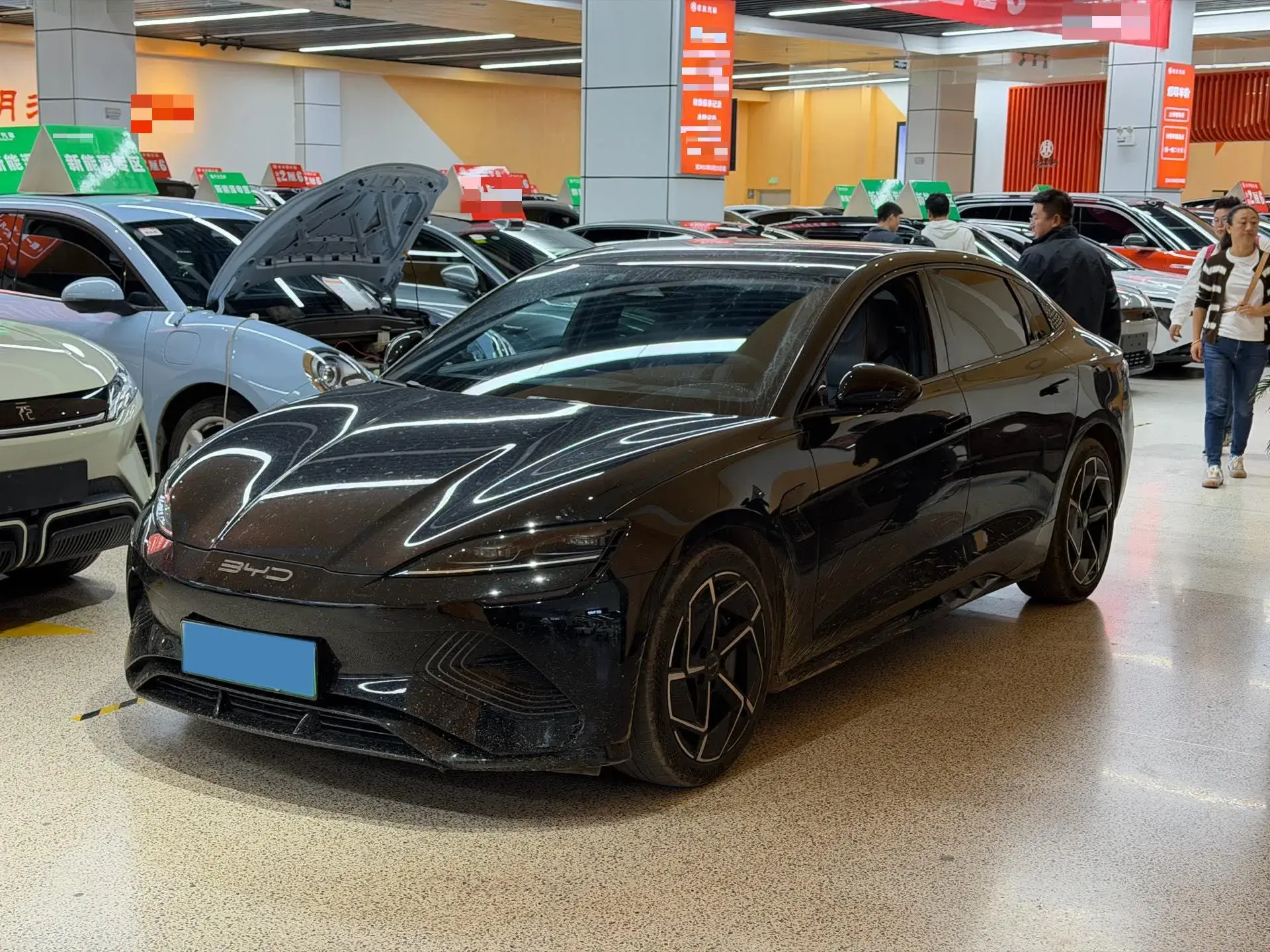 2022 BYD SEAL view 1