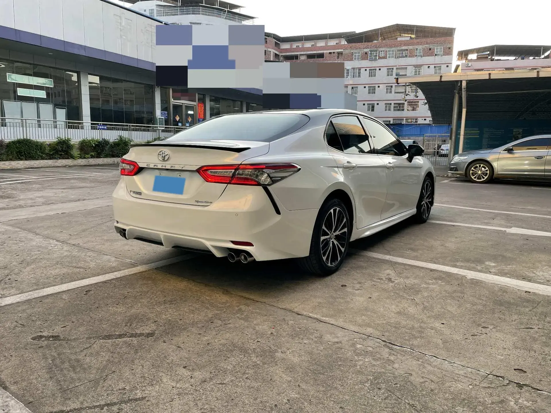 2019 TOYOTA CAMRY thumbnail 4