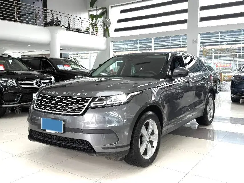 2018 LAND ROVER view 1