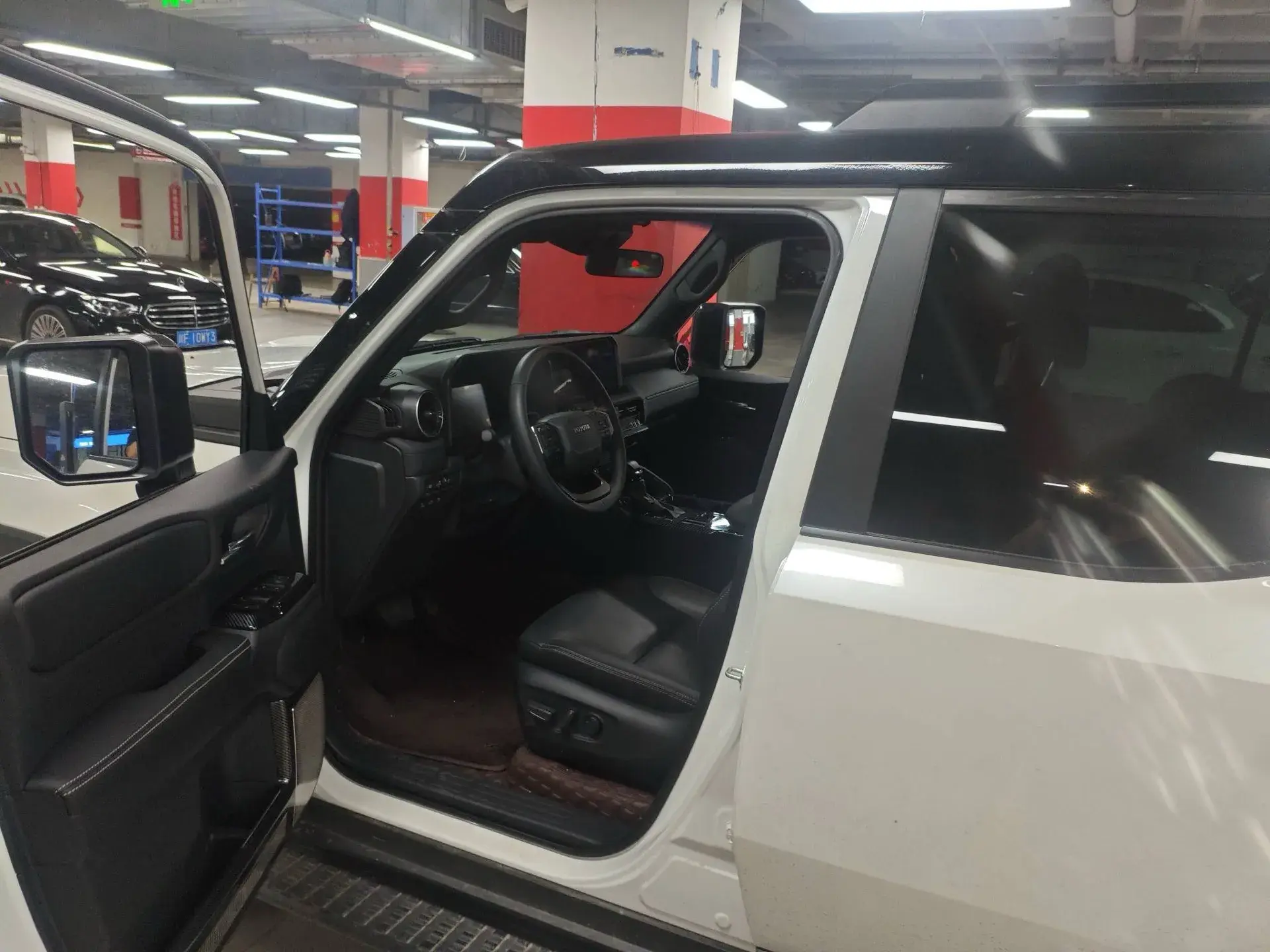 2024 TOYOTA LAND thumbnail 4