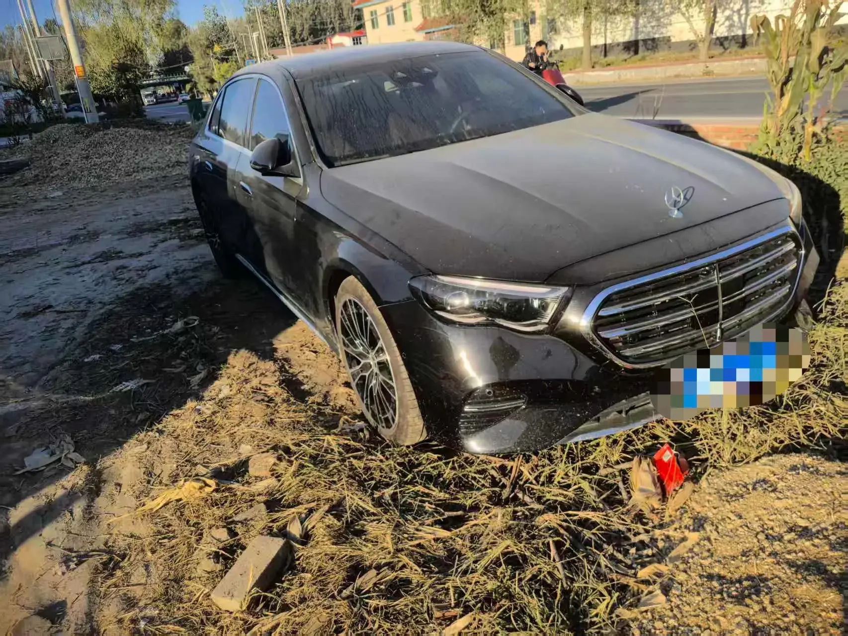 2025 MERCEDES-BENZ E thumbnail 4