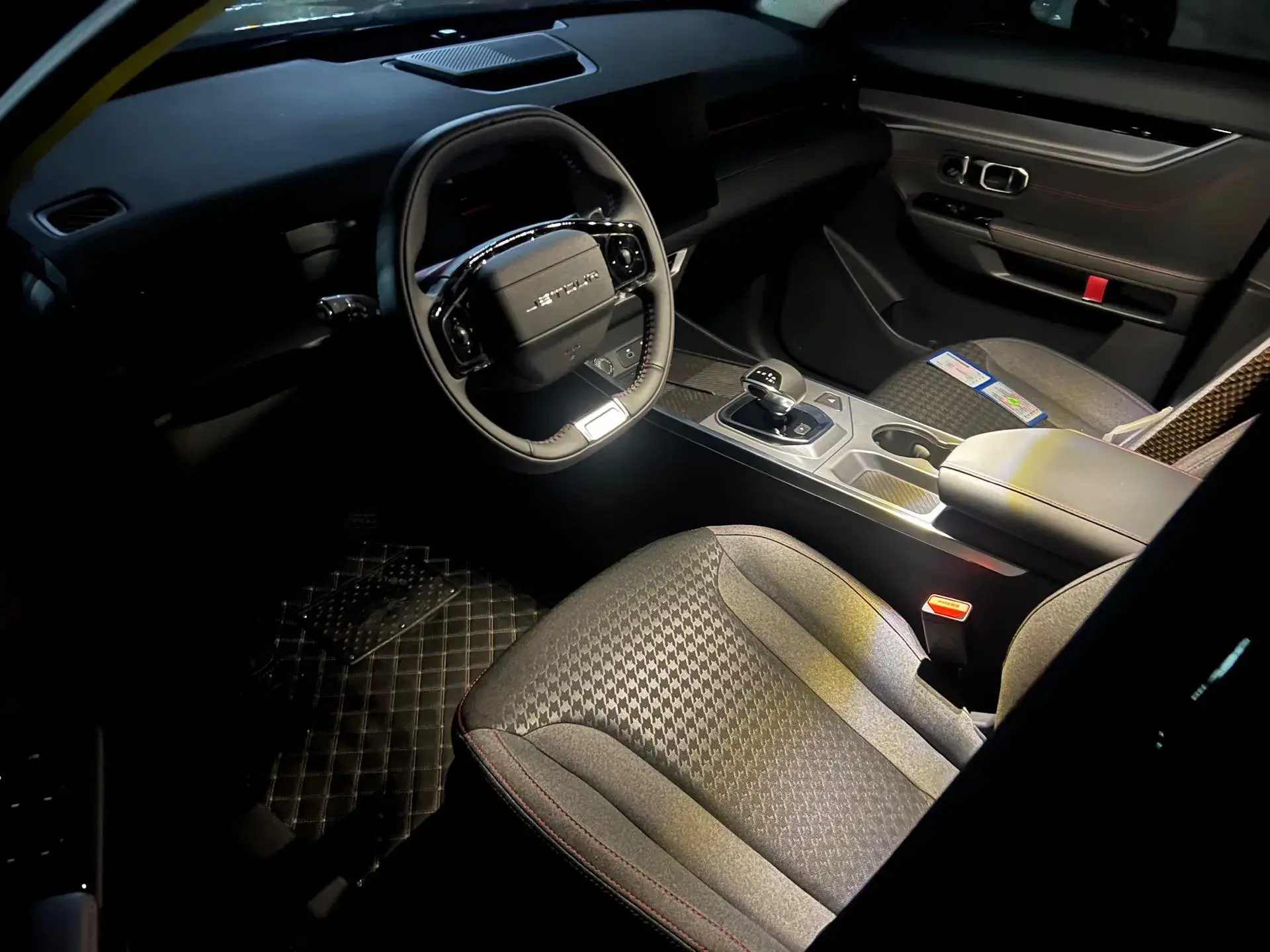 2025 JETOUR DASHING thumbnail 3