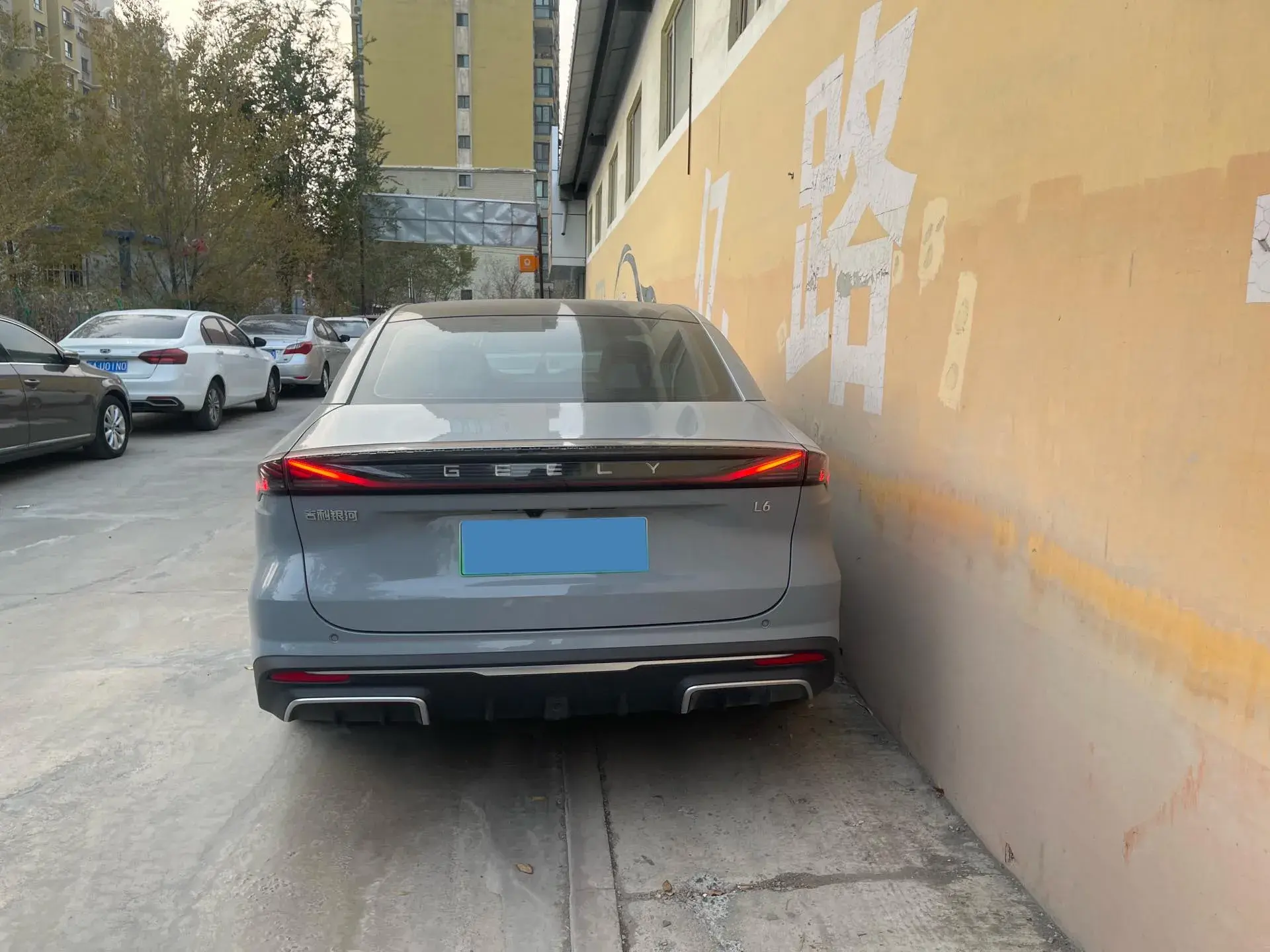 2024 GEELY GALAXY thumbnail 3