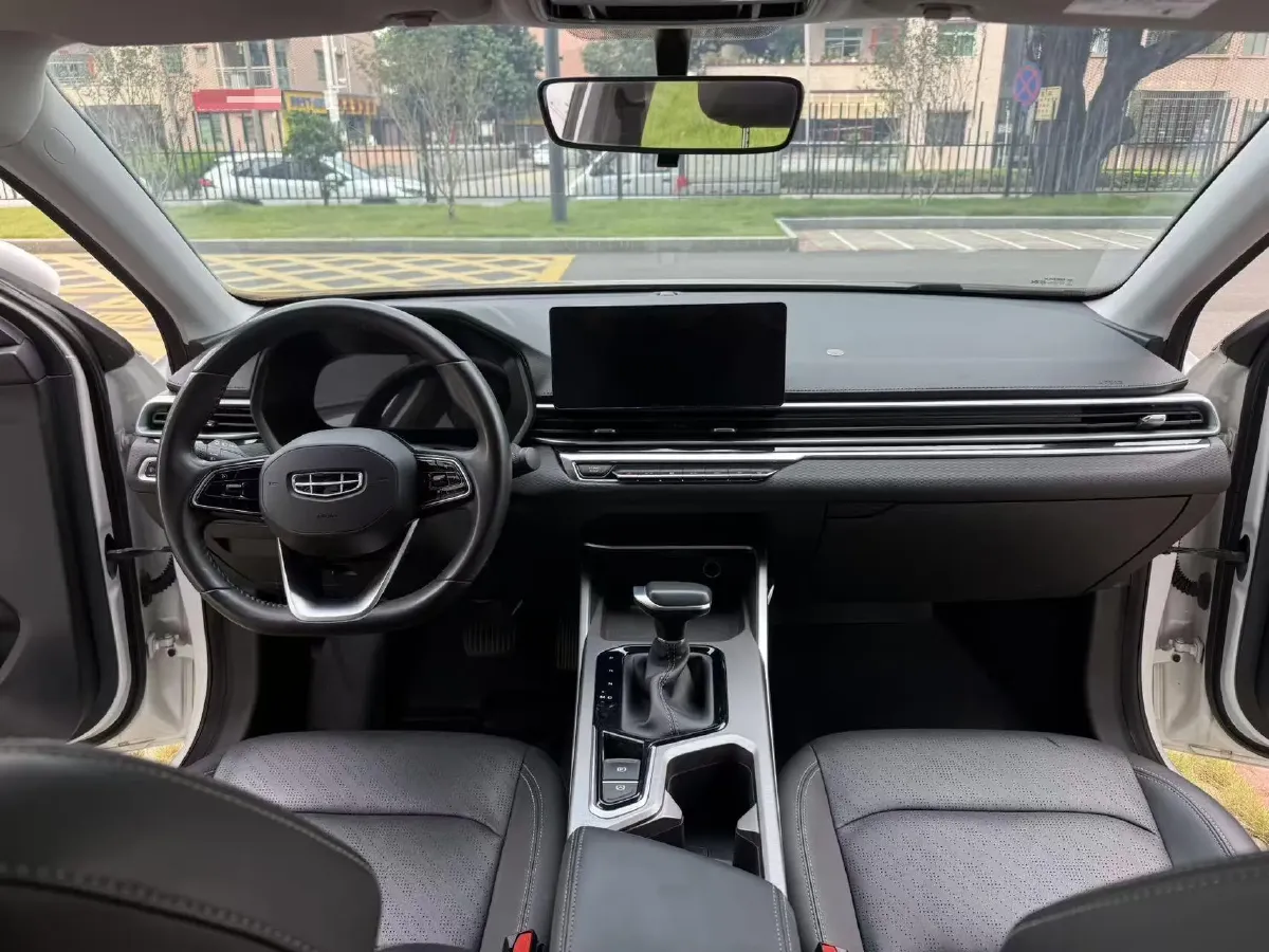 2022 Geely Emgrand L 1.4T 141HP L4 CVT,autocango,china used car exporter,china ev exporter,chinese used car exporter,chinese used ev exporter