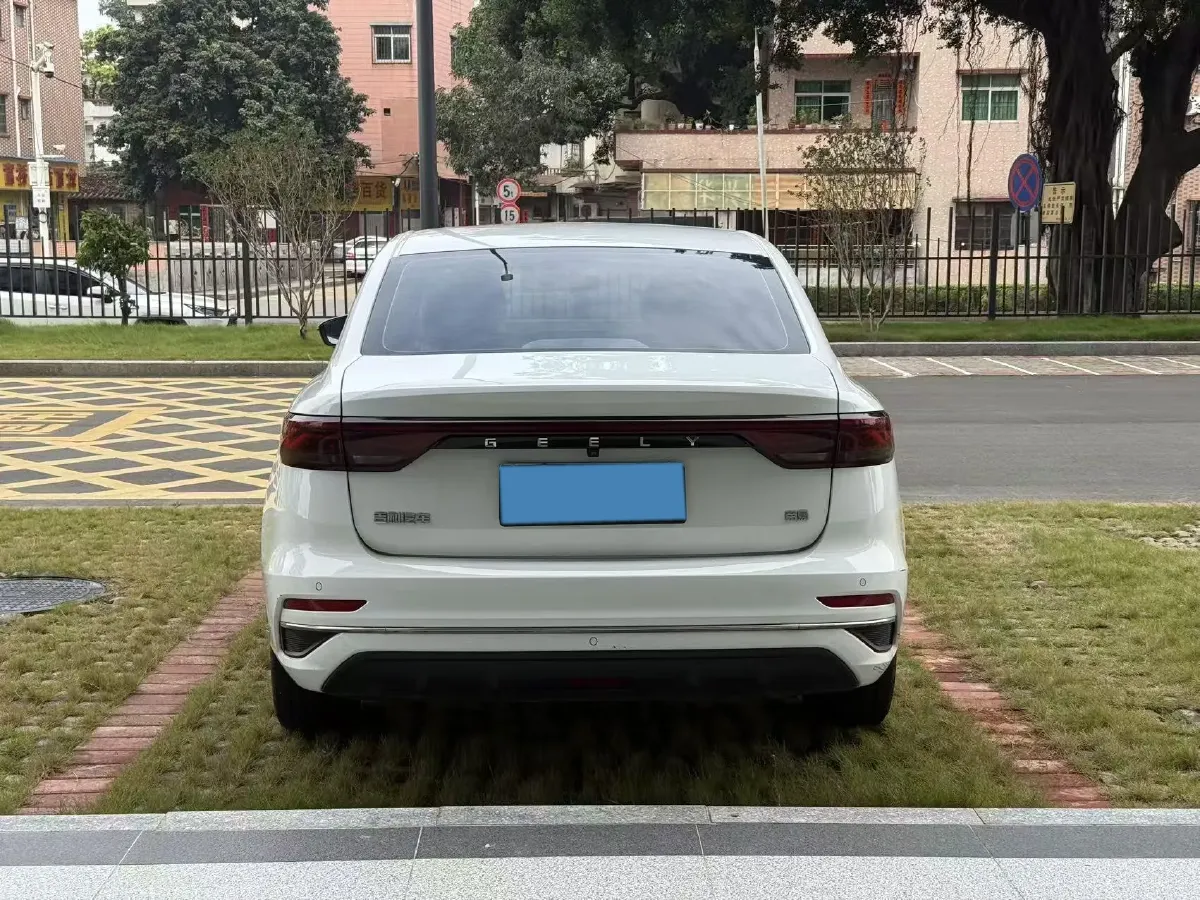 2022 Geely Emgrand L 1.4T 141HP L4 CVT,autocango,china used car exporter,china ev exporter,chinese used car exporter,chinese used ev exporter