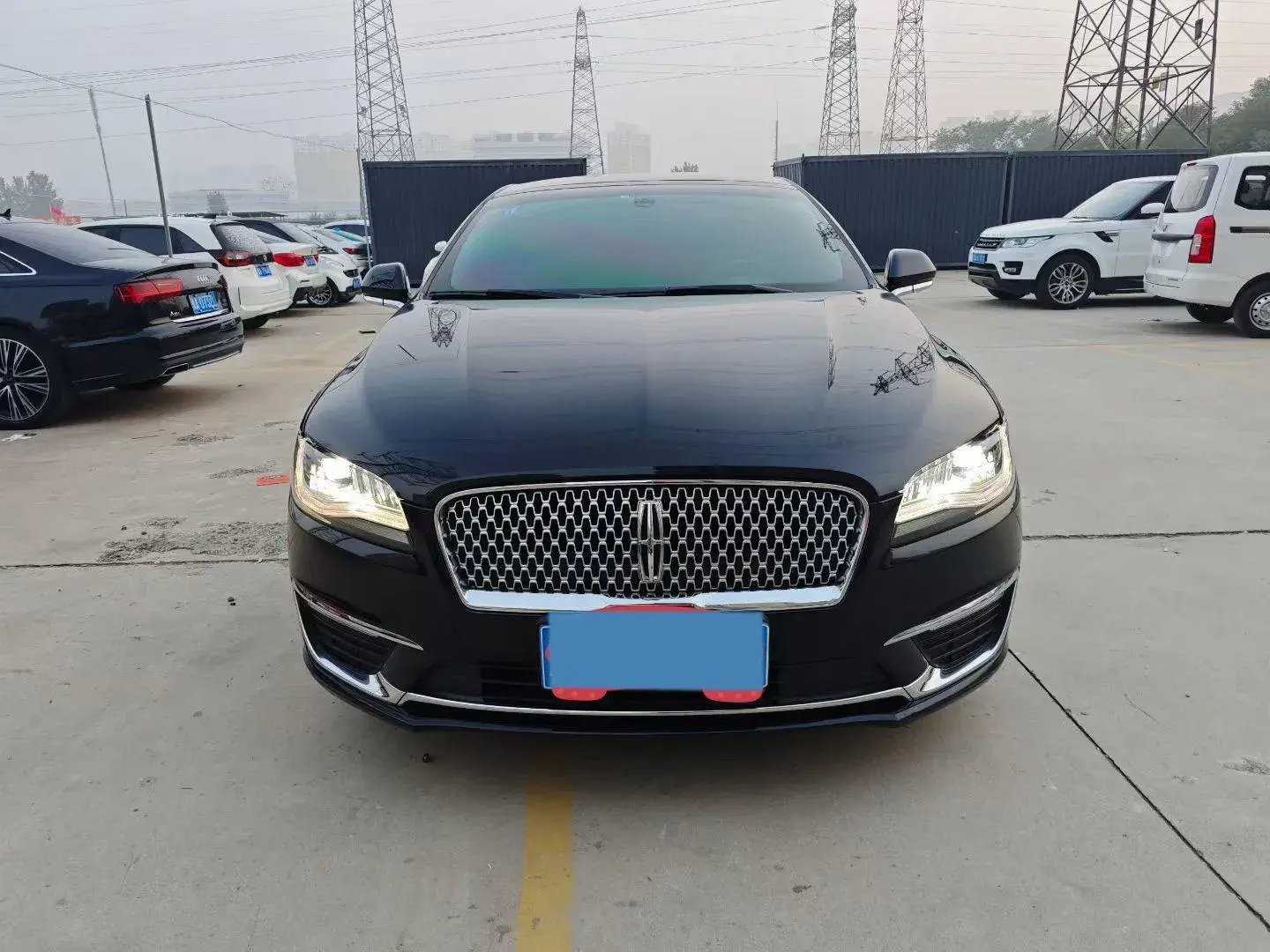 2019 LINCOLN MKZ thumbnail 2