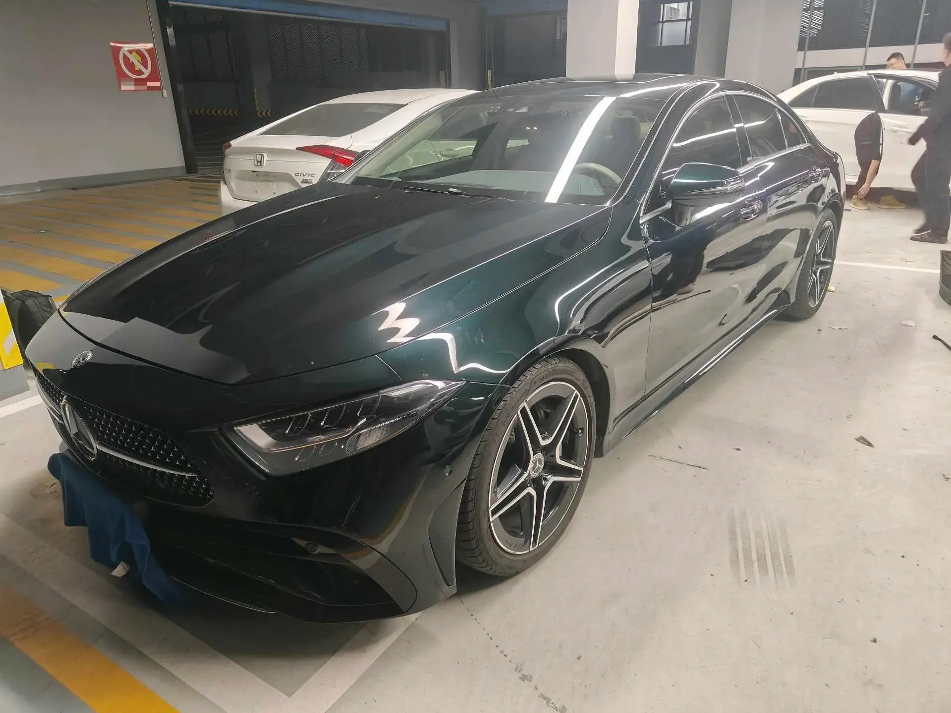 2022 MERCEDES-BENZ CLS view 1