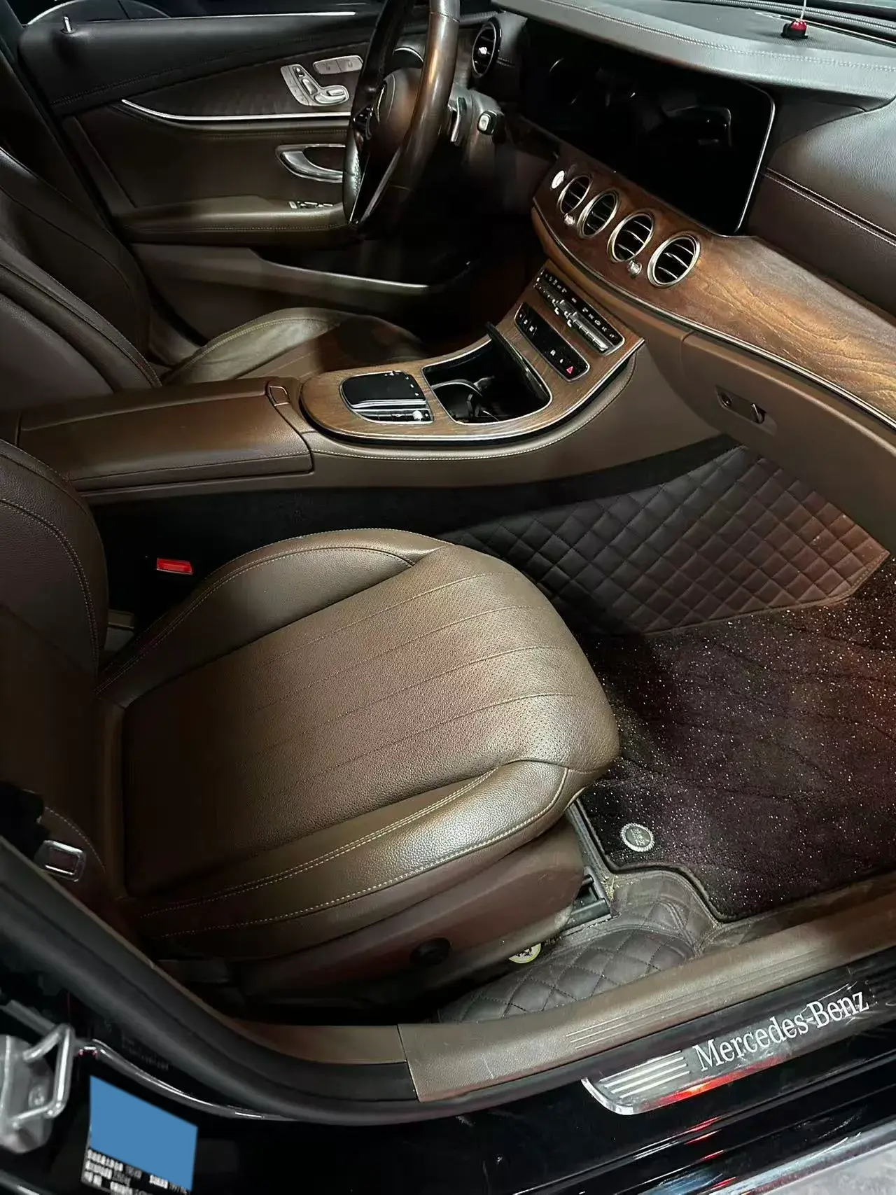 2021 MERCEDES-BENZ E thumbnail 4