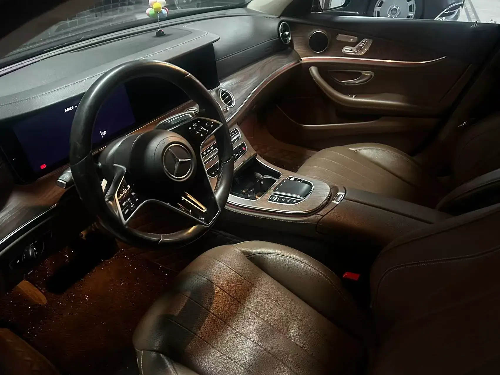 2021 MERCEDES-BENZ E thumbnail 3