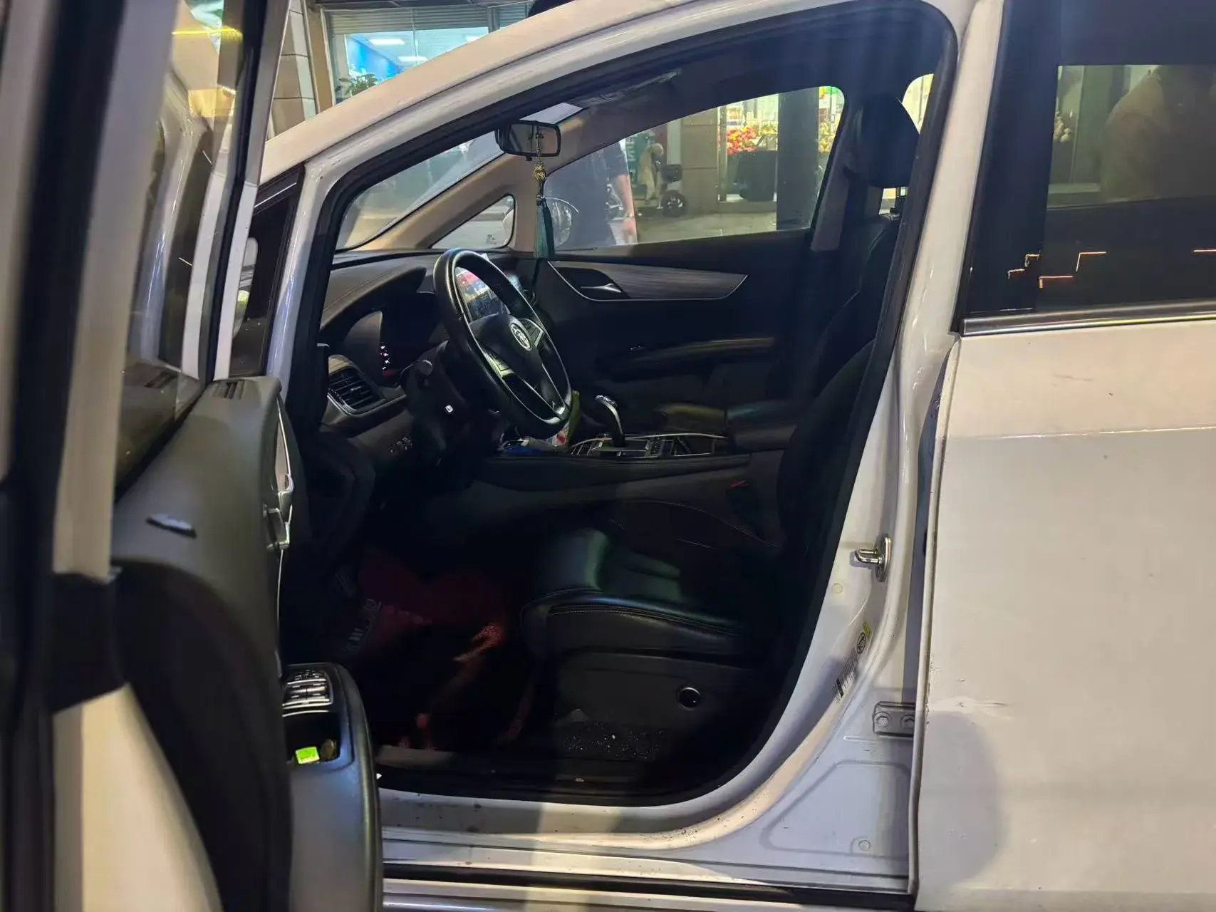 2019 BYD SONG thumbnail 3