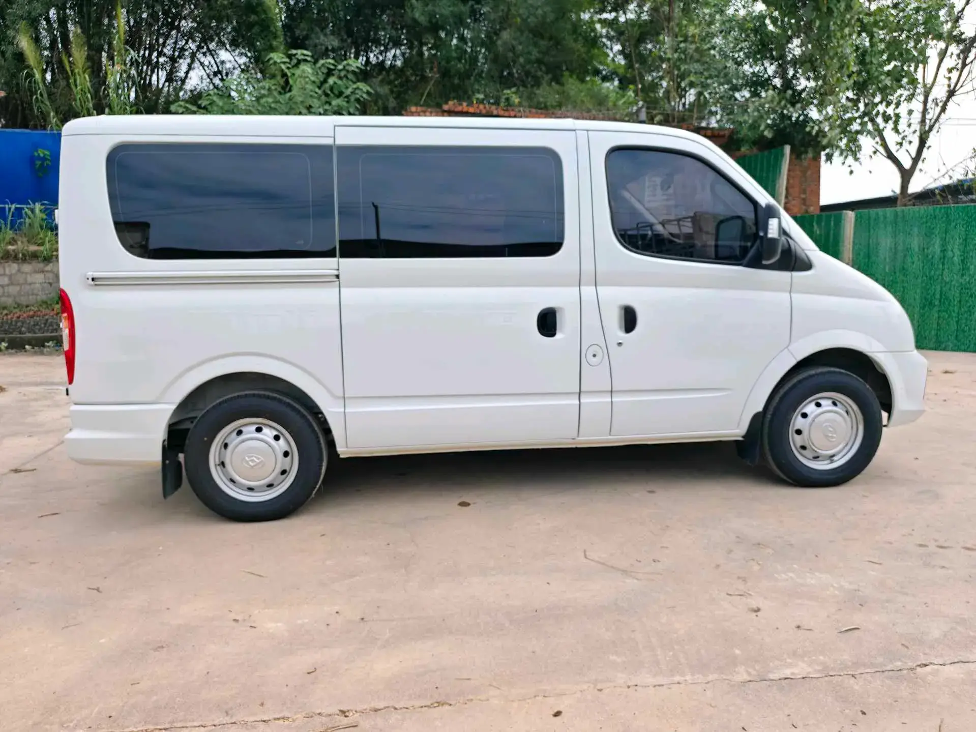 2024 MAXUS XINTU thumbnail 4